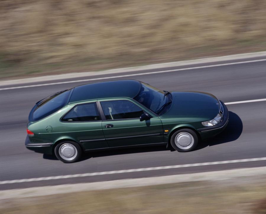  Saab 900 S Coupe 1993 года  (фото 4 из 6)